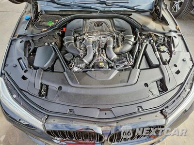 Zdjęcie 11 z 12 samochodu: 2016 BMW 750 XI VIN:WBA7F2C51GG417433 - miniatura