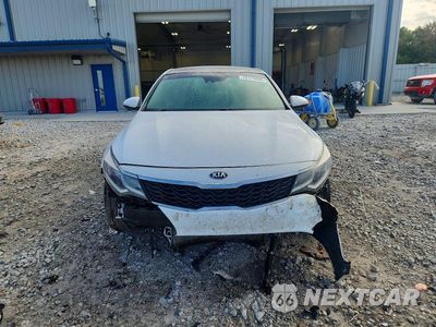 Piąte zdjęcie samochodu w środku: 2019 KIA OPTIMA S VIN:5XXGT4L33KG360867 - miniatura