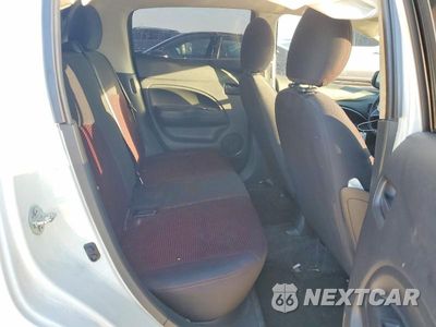Zdjęcie 10 z 12 samochodu: 2019 MITSUBISHI MIRAGE LE VIN:ML32A5HJXKH016505 - miniatura