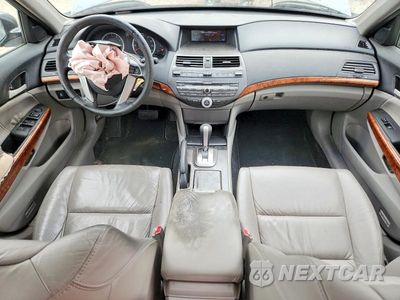 Zdjęcie 8 z 12 samochodu: 2012 HONDA ACCORD EXL VIN:1HGCP2F83CA131148 - miniatura