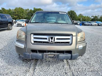 Piąte zdjęcie samochodu w środku: 2007 HONDA PILOT LX VIN:5FNYF28177B005976 - miniatura