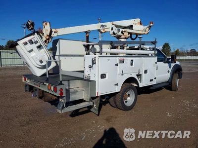Trzecie zdjęcie samochodu z tyłu: 2016 FORD F450 SUPER DUTY BUCKET TRUCK VIN:1FDUF4GT0GEB08098 - miniatura