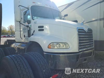 Czwarte zdjęcie samochodu z boku: 2018 MACK 600 CXU600 VIN:1M1AW06Y2JM010751 - miniatura