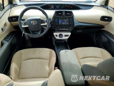 Zdjęcie 8 z 13 samochodu: 2016 TOYOTA PRIUS TWO ECO VIN:JTDKARFU0G3512578 - miniatura