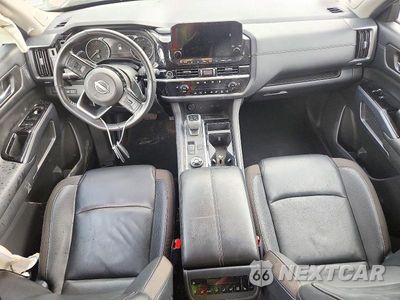 Zdjęcie 8 z 14 samochodu: 2023 NISSAN PATHFINDER SL VIN:5N1DR3CD7PC244532 - miniatura