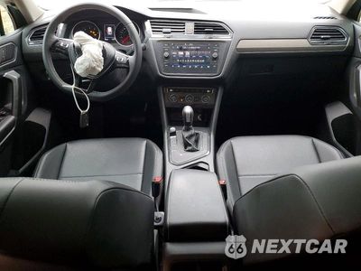 Zdjęcie 8 z 13 samochodu: 2021 VOLKSWAGEN TIGUAN SE VIN:3VV3B7AX8MM121102 - miniatura