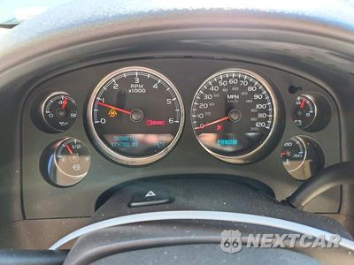 Zdjęcie 9 z 13 samochodu: 2009 GMC YUKON DENALI VIN:1GKFK03209R273941 - miniatura