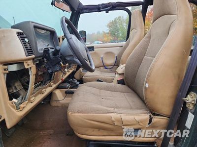 Zdjęcie 7 z 13 samochodu: 2002 JEEP WRANGLER / TJ SPORT VIN:1J4FA49S42P727570 - miniatura