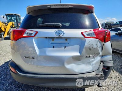 Zdjęcie 6 z 13 samochodu: 2015 TOYOTA RAV4 XLE VIN:JTMWFREV0FD065885 - miniatura