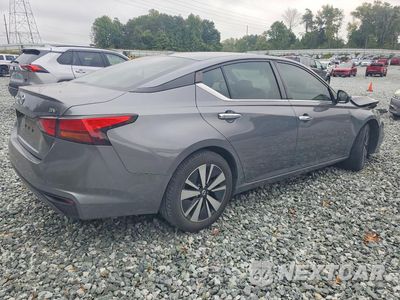 Trzecie zdjęcie samochodu z tyłu: 2021 NISSAN ALTIMA SV VIN:1N4BL4DV5MN420073 - miniatura