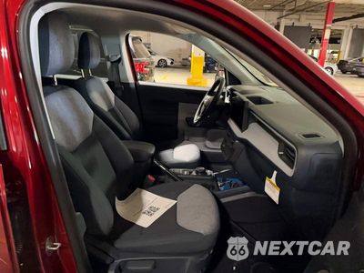 Piąte zdjęcie samochodu w środku: 2025 FORD MAVERICK XLT VIN:3FTTW8H35SRB54991 - miniatura