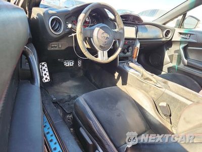Zdjęcie 8 z 12 samochodu: 2013 SCION FR-S BASE VIN:JF1ZNAA16D2708677 - miniatura