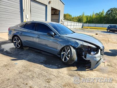 Czwarte zdjęcie samochodu z boku: 2022 HYUNDAI SONATA SEL PLUS VIN:5NPEJ4J28NH140852 - miniatura