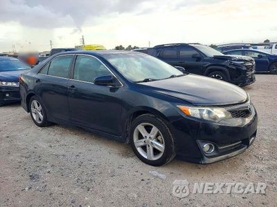Czwarte zdjęcie samochodu z boku: 2013 TOYOTA CAMRY SE VIN:4T1BF1FK9DU230071 - miniatura