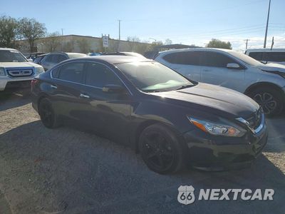 Czwarte zdjęcie samochodu z boku: 2018 NISSAN ALTIMA 2.5 S VIN:1N4AL3AP9JC177838 - miniatura
