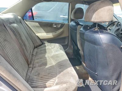 Zdjęcie 10 z 12 samochodu: 1998 HONDA ACCORD LX VIN:1HGCG5642WA011196 - miniatura