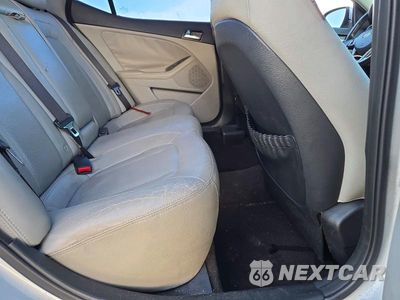 Zdjęcie 10 z 12 samochodu: 2011 KIA OPTIMA EX VIN:KNAGN4A78B5072618 - miniatura
