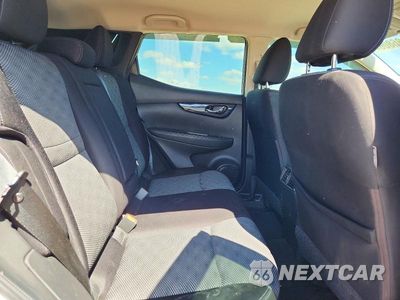 Zdjęcie 10 z 12 samochodu: 2020 NISSAN ROGUE SPORT SV VIN:JN1BJ1CVXLW265354 - miniatura