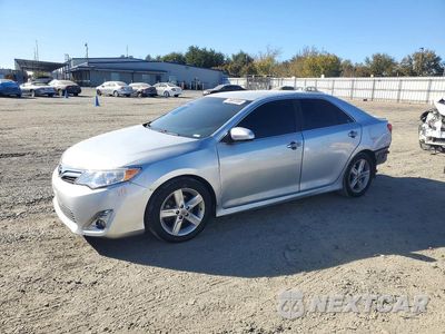 2014 TOYOTA CAMRY SE 4T1BF1FK6EU860311 - główne zdjęcie licytacji z USA - miniatura