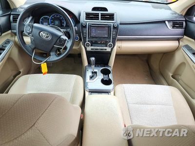 Zdjęcie 8 z 12 samochodu: 2014 TOYOTA CAMRY HYBRID XLE VIN:4T1BD1FKXEU135879 - miniatura