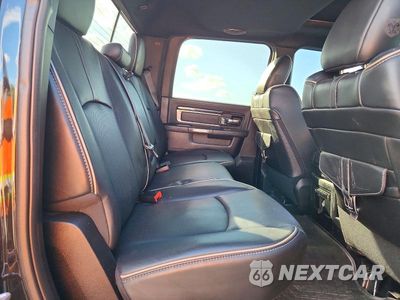 Zdjęcie 10 z 12 samochodu: 2016 RAM 3500 LONGHORN VIN:3C63R3FLXGG263759 - miniatura
