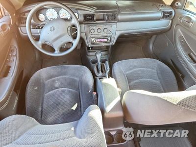 Zdjęcie 8 z 12 samochodu: 2004 DODGE STRATUS SE VIN:1B3EL36X24N144937 - miniatura