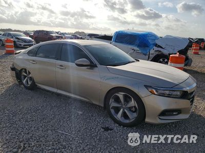 Czwarte zdjęcie samochodu z boku: 2018 HONDA ACCORD TOURING VIN:1HGCV2F97JA022767 - miniatura