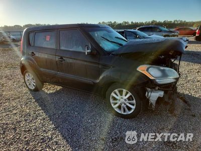 Czwarte zdjęcie samochodu z boku: 2013 KIA SOUL + VIN:KNDJT2A61D7751373 - miniatura