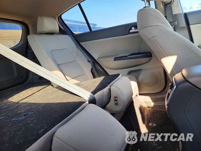 Zdjęcie 11 z 13 samochodu: 2017 KIA SPORTAGE LX VIN:KNDPMCAC1H7199821 - miniatura