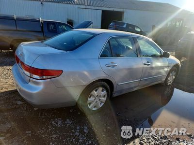 Trzecie zdjęcie samochodu z tyłu: 2004 HONDA ACCORD LX VIN:1HGCM56354A093907 - miniatura