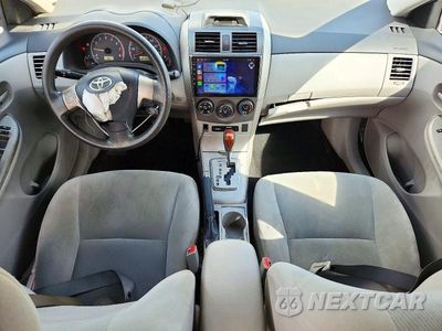 Zdjęcie 8 z 12 samochodu: 2012 TOYOTA COROLLA LE VIN:2T1BU4EE9CC784505 - miniatura