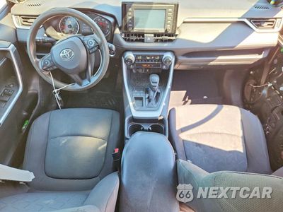 Zdjęcie 8 z 13 samochodu: 2020 TOYOTA RAV4 XLE VIN:2T3W1RFV6LC051065 - miniatura