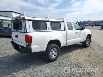 Trzecie zdjęcie samochodu z tyłu: 2022 TOYOTA TACOMA SR VIN:3TYRX5GN6NT059936 - miniatura