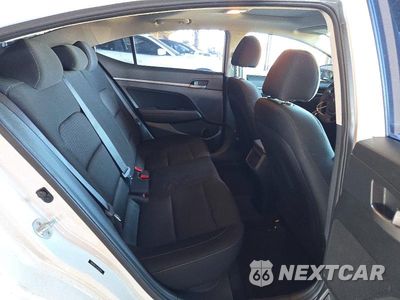 Zdjęcie 10 z 12 samochodu: 2018 HYUNDAI ELANTRA VALUE EDITION VIN:5NPD84LF5JH316354 - miniatura