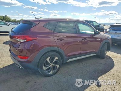 Trzecie zdjęcie samochodu z tyłu: 2017 HYUNDAI TUCSON SPORT VIN:KM8J3CA26HU433531 - miniatura