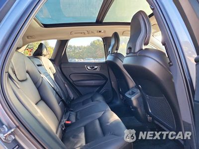 Zdjęcie 11 z 13 samochodu: 2020 VOLVO XC60 T5 MOMENTUM VIN:YV4102RKXL1576517 - miniatura