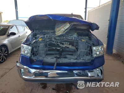 Piąte zdjęcie samochodu w środku: 2017 RAM 1500 SLT VIN:3C6RR6LT1HG721643 - miniatura