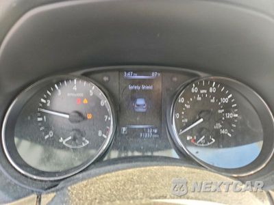 Zdjęcie 9 z 14 samochodu: 2018 NISSAN ROGUE SPORT SV VIN:JN1BJ1CR6JW250558 - miniatura