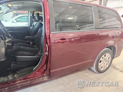 Zdjęcie 13 z 14 samochodu: 2018 DODGE GRAND CARAVAN SE VIN:2C4RDGBG0JR141088 - miniatura