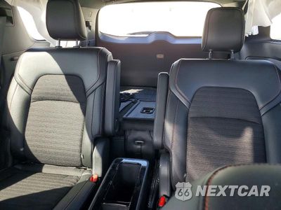 Zdjęcie 10 z 14 samochodu: 2024 NISSAN PATHFINDER ROCK CREEK VIN:5N1DR3BDXRC212582 - miniatura