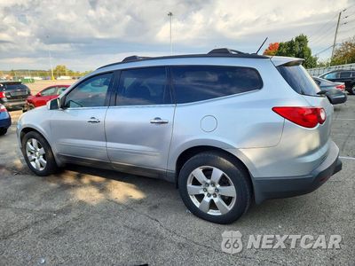 Drugie zdjęcie samochodu z przodu: 2012 CHEVROLET TRAVERSE LT VIN:1GNKRGED6CJ375674 - miniatura