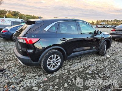 Trzecie zdjęcie samochodu z tyłu: 2020 FORD ESCAPE SE VIN:1FMCU9G61LUC41347 - miniatura