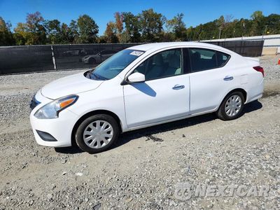 2015 NISSAN VERSA 1.6 SV 3N1CN7APXFL845388 - główne zdjęcie licytacji z USA - miniatura