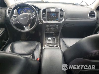 Zdjęcie 8 z 12 samochodu: 2016 CHRYSLER 300 LIMITED VIN:2C3CCARG7GH198533 - miniatura