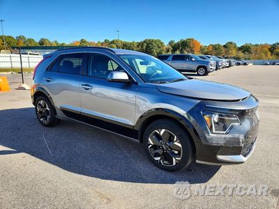 Czwarte zdjęcie samochodu z boku: 2024 KIA NIRO WIND VIN:KNDCR3L15R5114231 - miniatura