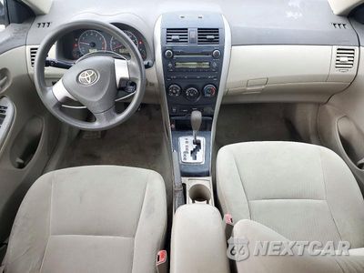 Zdjęcie 8 z 12 samochodu: 2010 TOYOTA COROLLA LE VIN:1NXBU4EE8AZ166619 - miniatura