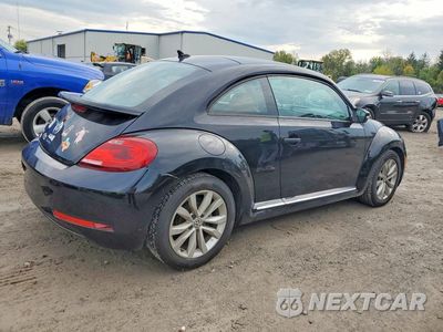 Trzecie zdjęcie samochodu z tyłu: 2017 VOLKSWAGEN BEETLE 1.8T VIN:3VWF17AT7HM630791 - miniatura