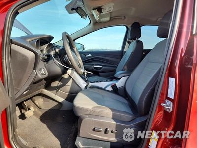 Zdjęcie 7 z 13 samochodu: 2016 FORD ESCAPE SE VIN:1FMCU9GX0GUC53939 - miniatura