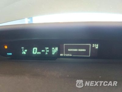Zdjęcie 9 z 12 samochodu: 2013 TOYOTA PRIUS TWO VIN:JTDKN3DU2D5564993 - miniatura