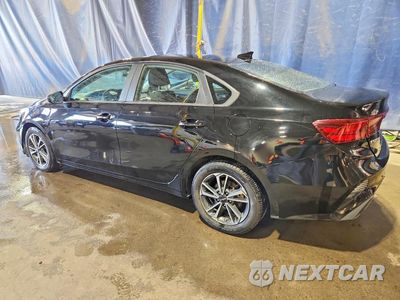 Drugie zdjęcie samochodu z przodu: 2023 KIA FORTE LXS VIN:3KPF24AD7PE581317 - miniatura